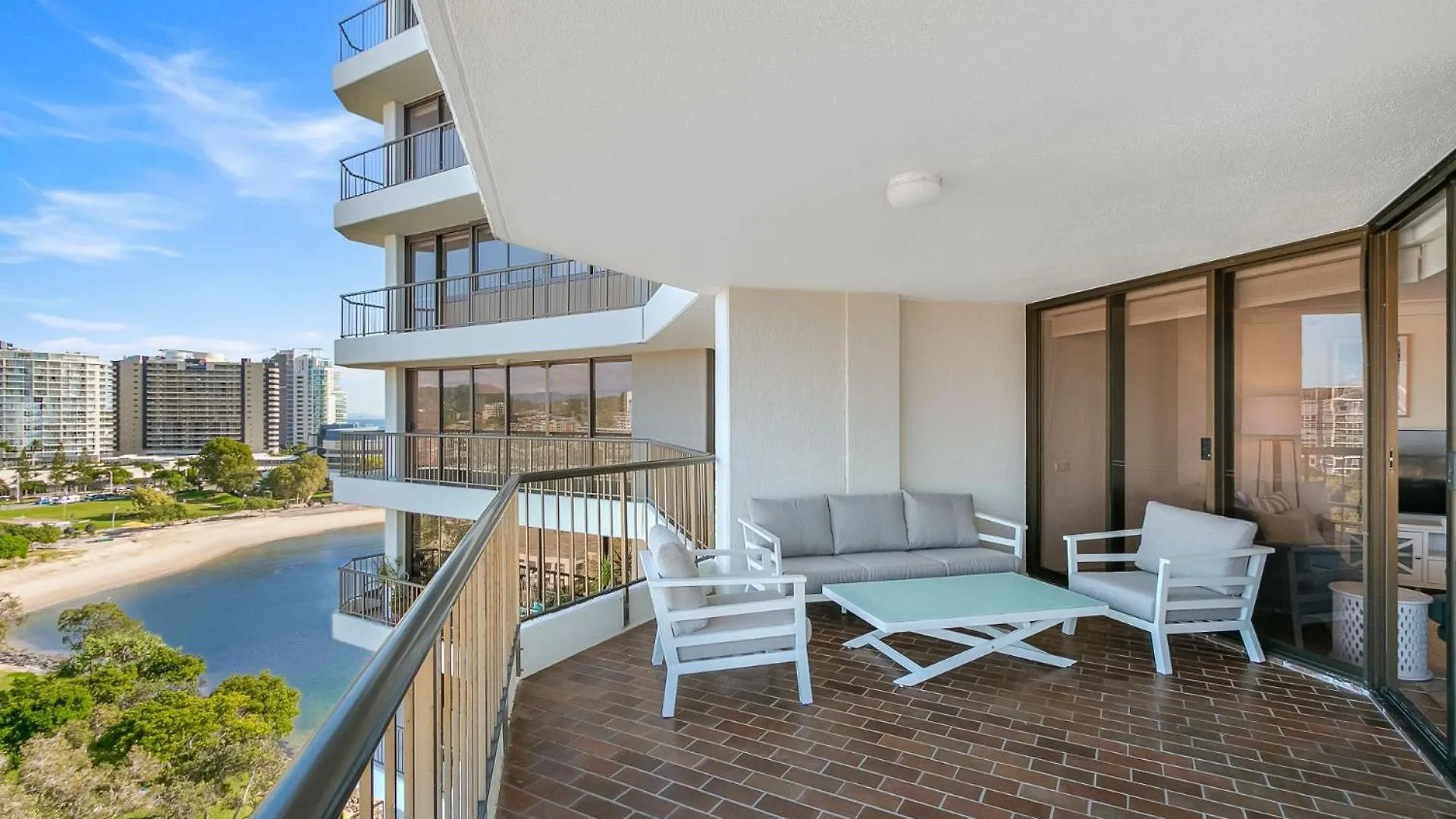Seascape 1104 Apartment Tweed Heads